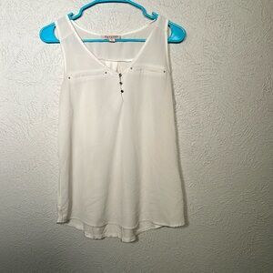 Tempted White Sleeveless Blouse